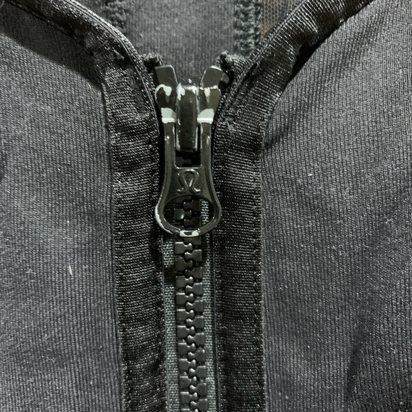 Lululemon jacket - Picture 3 of 5
